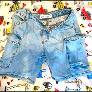 Zara boy shorts 3-4 years old